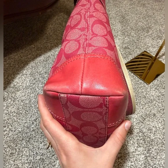 Y2K Vintage Coach Pink Heritage Stripe Signature Tote from 2008 - Picture 7 of 10